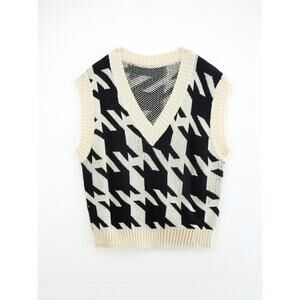 Urbanic Simplicity Pullover Sleeveless Sweater - L